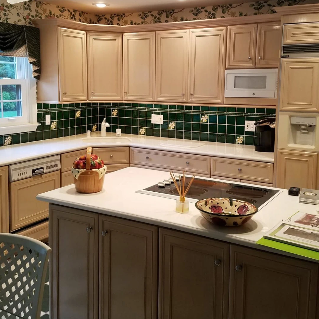 before cabinet painting Horsham